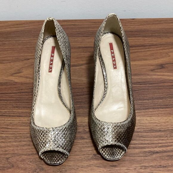 Prada Snakeskin Peep Toe Pumps with Block Heels. Size EU 36.5. - Picture 1 of 9